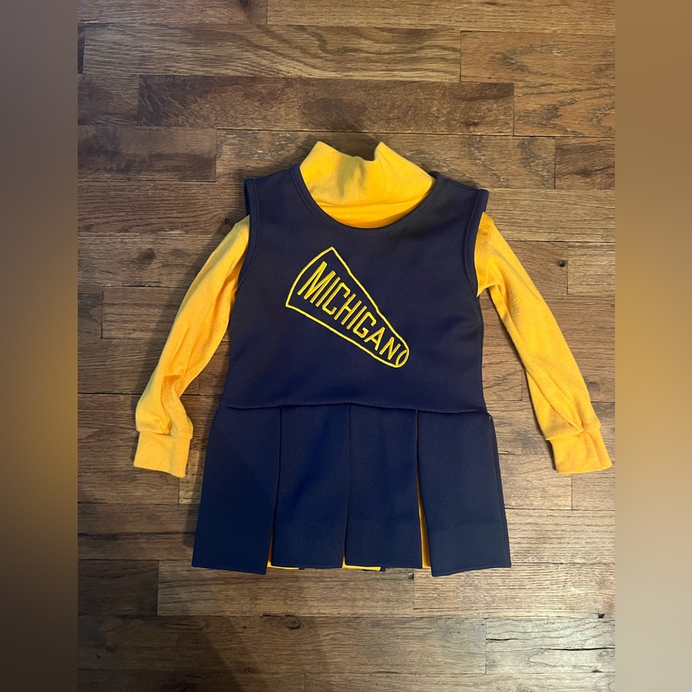 Vintage Michigan cheerleading jersey set size 2T